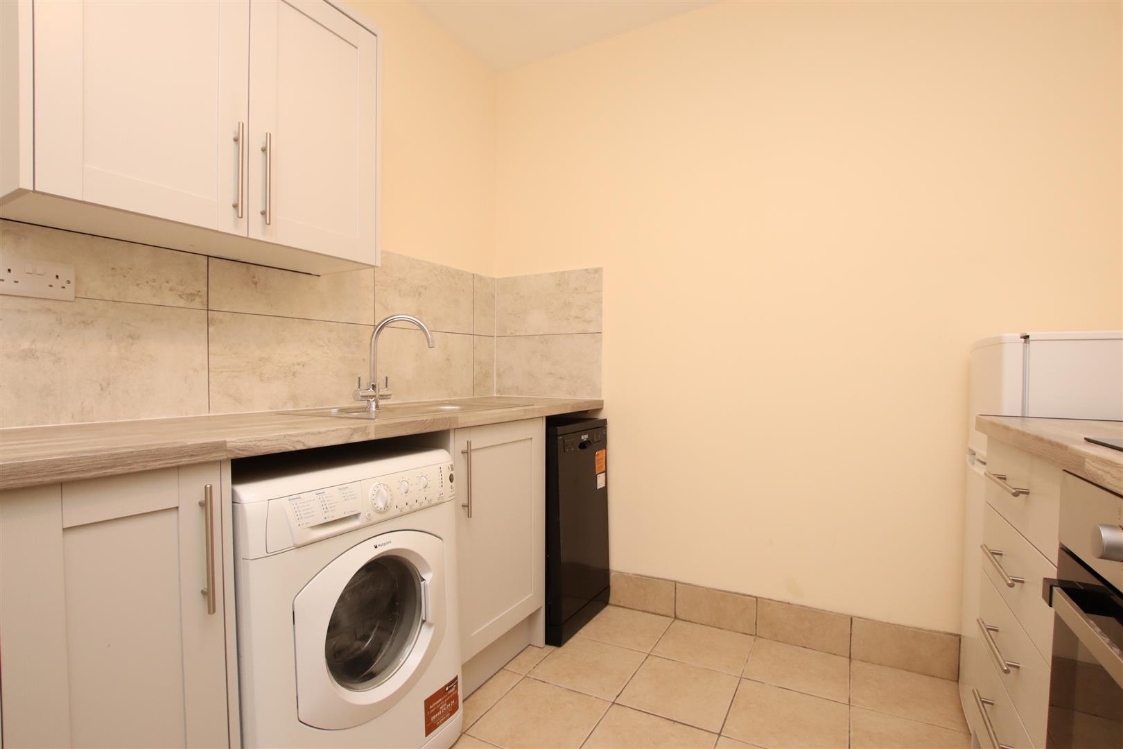Newbridge Hill, Bath, BA1